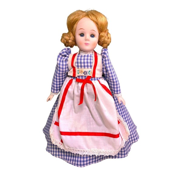 Porcelain Doll With Stand Traditional Dress With Removable Tulle Poof - Picture 2 of 11